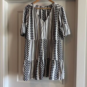 Velvet by Graham & Spencer Cotton Dress – Black/White Design, Bell Sleeve | Sz M